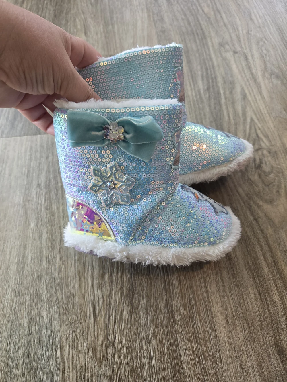 Disney Frozen Elsa & Olaf Sequin Slippers Size 7-8 - Light Blue